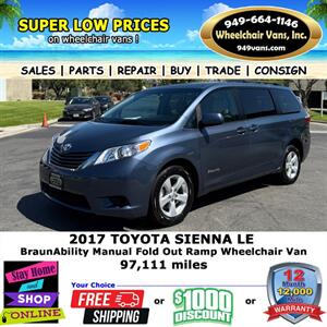 2017 Toyota Sienna LE Wheelchair Van   - Photo 13 - Laguna Hills, CA 92653