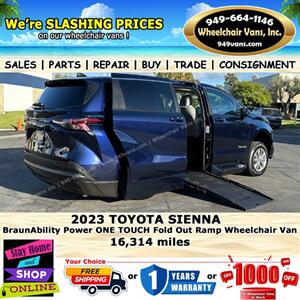 2023 Toyota Sienna Wheelchair Van   - Photo 3 - Laguna Hills, CA 92653