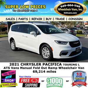 2021 Chrysler Pacifica Touring L Wheelchair Van   - Photo 7 - Laguna Hills, CA 92653