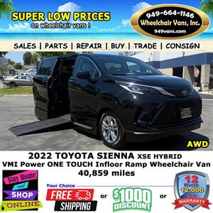 2022 Toyota Sienna XSE Wheelchair Van   - Photo 3 - Laguna Hills, CA 92653