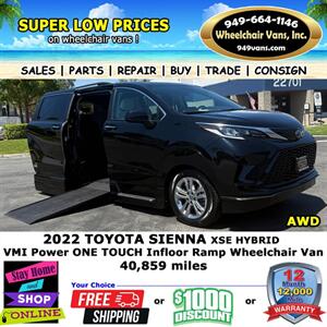 2022 Toyota Sienna XSE Wheelchair Van   - Photo 2 - Laguna Hills, CA 92653