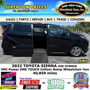 2022 Toyota Sienna XSE Wheelchair Van   - Photo 4 - Laguna Hills, CA 92653