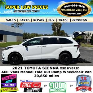 2021 Toyota Sienna XSE Wheelchair Van   - Photo 4 - Laguna Hills, CA 92653