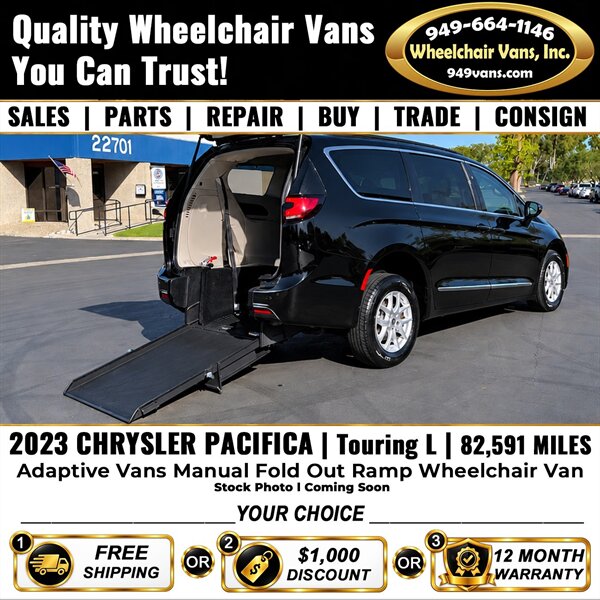 2023 Chrysler Pacifica Touring L Wheelchair Van   - Photo 1 - Laguna Hills, CA 92653