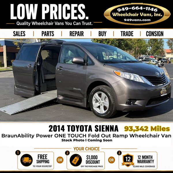2014 Toyota Sienna LE Wheelchair Van  