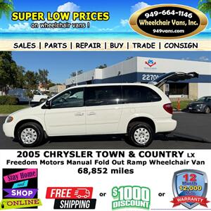 2005 Chrysler Town and Country LX Wheelchair Van   - Photo 5 - Laguna Hills, CA 92653