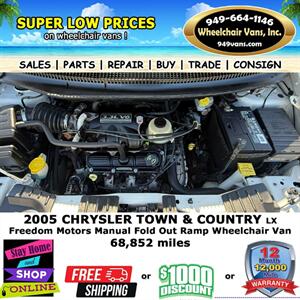 2005 Chrysler Town and Country LX Wheelchair Van   - Photo 16 - Laguna Hills, CA 92653