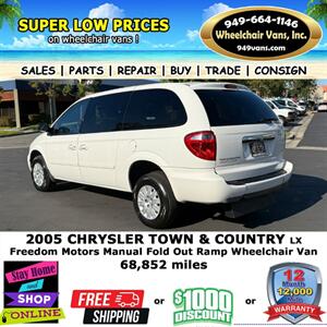 2005 Chrysler Town and Country LX Wheelchair Van   - Photo 11 - Laguna Hills, CA 92653