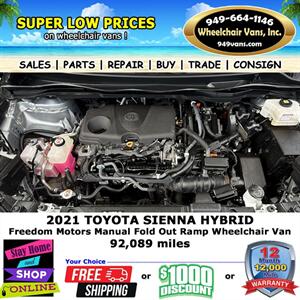 2021 Toyota Sienna Wheelchair Van   - Photo 15 - Laguna Hills, CA 92653