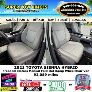 2021 Toyota Sienna Wheelchair Van   - Photo 13 - Laguna Hills, CA 92653