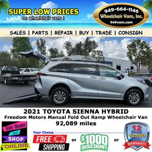 2021 Toyota Sienna Wheelchair Van   - Photo 5 - Laguna Hills, CA 92653