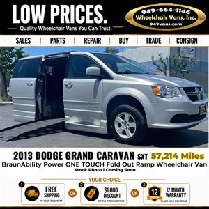 2013 Dodge Grand Caravan SXT Wheelchair Van Minivan