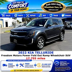 2022 Kia Telluride EX Wheelchair Van   - Photo 12 - Laguna Hills, CA 92653