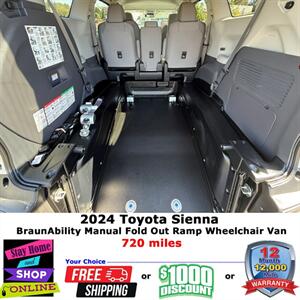2024 Toyota Sienna LE  Wheelchair Van   - Photo 16 - Laguna Hills, CA 92653