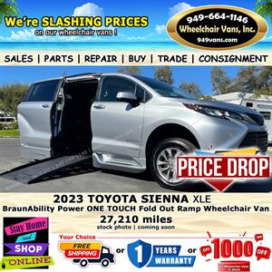 2023 Toyota Sienna XLE Wheelchair Van  