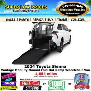 2024 Toyota Sienna LE  Wheelchair Van Minivan