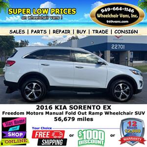 2016 Kia Sorento EX Wheelchair Van - Photo 9 - Laguna Hills, CA 92653