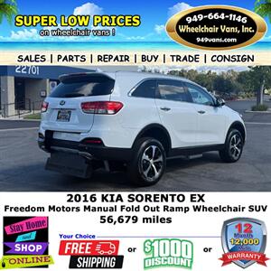 2016 Kia Sorento EX Wheelchair Van - Photo 10 - Laguna Hills, CA 92653