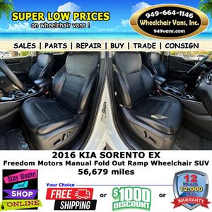 2016 Kia Sorento EX Wheelchair Van - Photo 14 - Laguna Hills, CA 92653