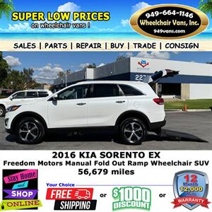 2016 Kia Sorento EX Wheelchair Van - Photo 6 - Laguna Hills, CA 92653