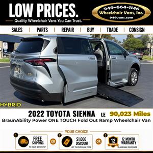 2022 Toyota Sienna LE Wheelchair Van - Photo 4 - Laguna Hills, CA 92653