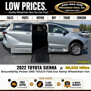 2022 Toyota Sienna LE Wheelchair Van - Photo 3 - Laguna Hills, CA 92653