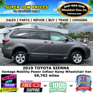 2019 Toyota Sienna Wheelchair Van   - Photo 5 - Laguna Hills, CA 92653