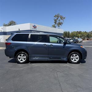2015 Toyota Sienna LE Mobility 7-Passenger - Photo 3 - Laguna Hills, CA 92653