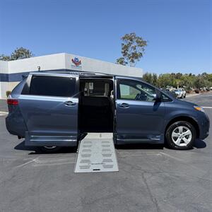2015 Toyota Sienna LE Mobility 7-Passenger - Photo 6 - Laguna Hills, CA 92653