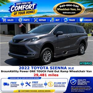 2022 Toyota Sienna XLE Wheelchair Van - Photo 11 - Laguna Hills, CA 92653
