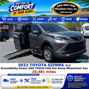 2022 Toyota Sienna XLE Wheelchair Van - Photo 3 - Laguna Hills, CA 92653