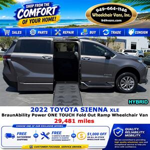 2022 Toyota Sienna XLE Wheelchair Van - Photo 4 - Laguna Hills, CA 92653