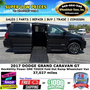 2017 Dodge Grand Caravan GT Wheelchair Van   - Photo 4 - Laguna Hills, CA 92653