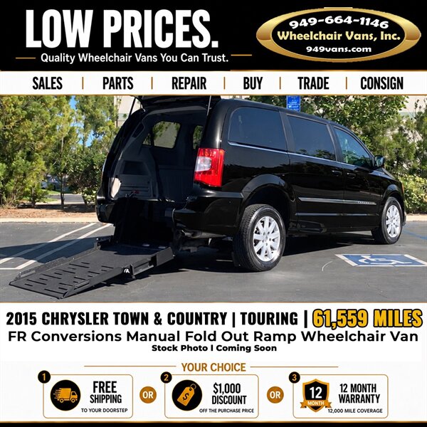 2015 Chrysler Town and Country Touring Wheelchair Van   - Photo 1 - Laguna Hills, CA 92653