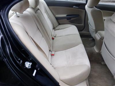 2010 Honda Accord LX   - Photo 11 - Kirkland, WA 98033