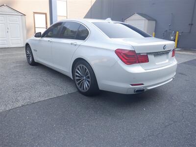 2011 BMW 750i xDrive   - Photo 3 - Kirkland, WA 98033