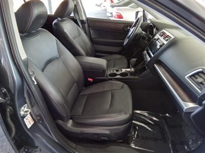 2017 Subaru Outback 2.5i Limited - Photo 19 - Kirkland, WA 98033