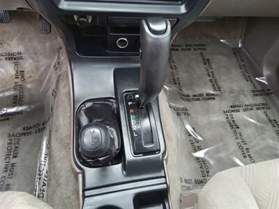 2002 Toyota 4Runner SR5 - Photo 19 - Kirkland, WA 98033