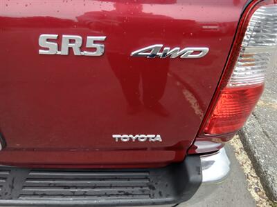2002 Toyota 4Runner SR5 - Photo 12 - Kirkland, WA 98033
