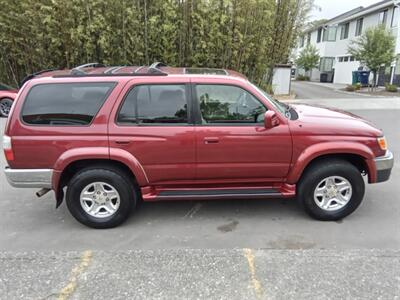 2002 Toyota 4Runner SR5 - Photo 6 - Kirkland, WA 98033