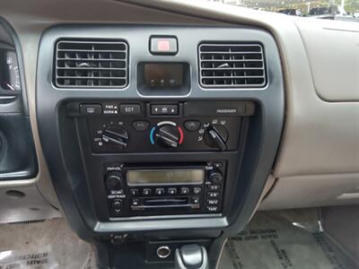 2002 Toyota 4Runner SR5 - Photo 20 - Kirkland, WA 98033