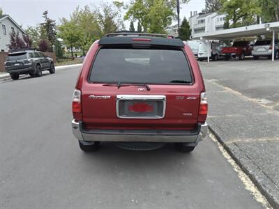 2002 Toyota 4Runner SR5 - Photo 4 - Kirkland, WA 98033