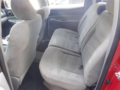 2009 Toyota Tacoma V6   - Photo 10 - Kirkland, WA 98033