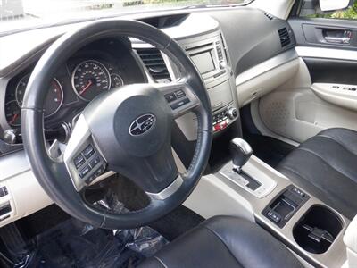 2014 Subaru Outback 2.5i Premium   - Photo 21 - Kirkland, WA 98033