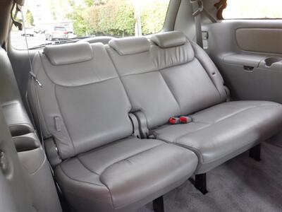 2005 Toyota Sienna CE 7 Passenger   - Photo 12 - Kirkland, WA 98033