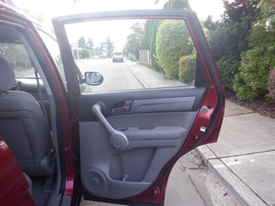 2007 Honda CR-V LX   - Photo 17 - Kirkland, WA 98033