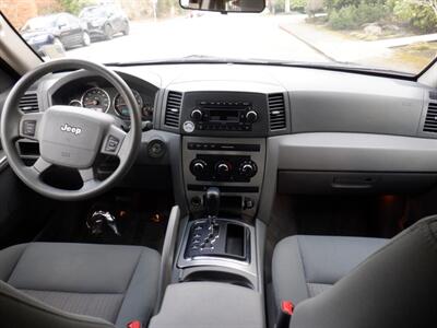 2007 Jeep Grand Cherokee Laredo Laredo 4dr SUV   - Photo 12 - Kirkland, WA 98033