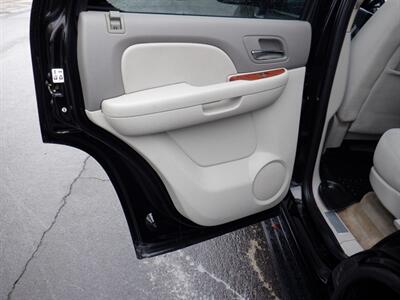 2007 Chevrolet Tahoe LT 4dr SUV - Photo 11 - Kirkland, WA 98033