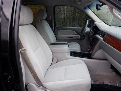 2007 Chevrolet Tahoe LT 4dr SUV - Photo 7 - Kirkland, WA 98033