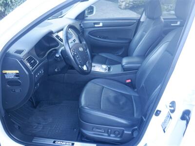 2013 Hyundai Genesis 5.0L R-Spec   - Photo 25 - Kirkland, WA 98033